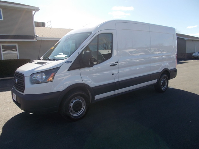 2018 Ford Transit Van T250 in Cars & Trucks in Bedford