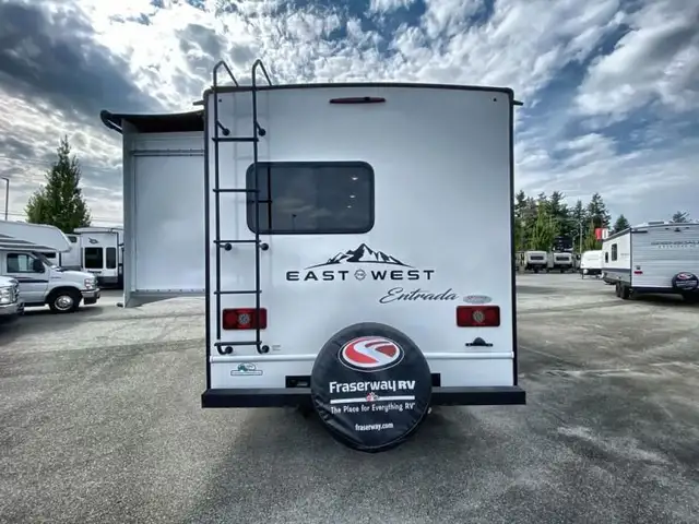 2023 EAST TO WEST Entrada 2200S in RVs & Motorhomes in Abbotsford - Image 9
