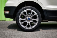 Leather Seats, Navigation, Sunroof, Heated Steering Wheel, Heated Seats! 6 LOCATIONS KINGSTON - (613... (image 5)