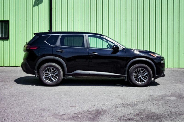 2021 Nissan Rogue S • HEATED SEATS • REAR CAM • CP/AA in Cars & Trucks in Kingston - Image 2