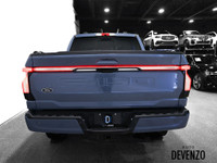 PDSF 97,625$, 2023 Ford F-150 4WD Lightning Lariat 100% Electric, Azure Grey Metallic Tri-Coat on Gr... (image 3)