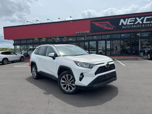 2020 Toyota RAV4 XLE AWD LEATHER SUNROOF L/ASSIST B/SPOT CARPLAY in Cars & Trucks in City of Toronto