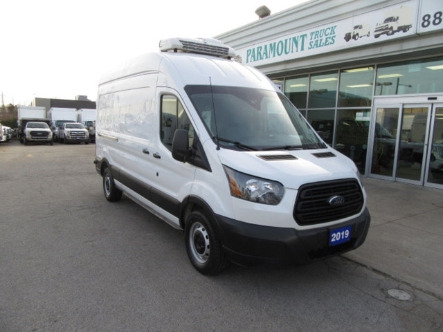  2019 Ford Transit GAS T-250 148 W/BASE HIGH ROOF THERMOKING REE in Heavy Equipment in Markham / York Region