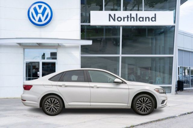 2020 Volkswagen Jetta Highline in Cars & Trucks in Calgary - Image 3