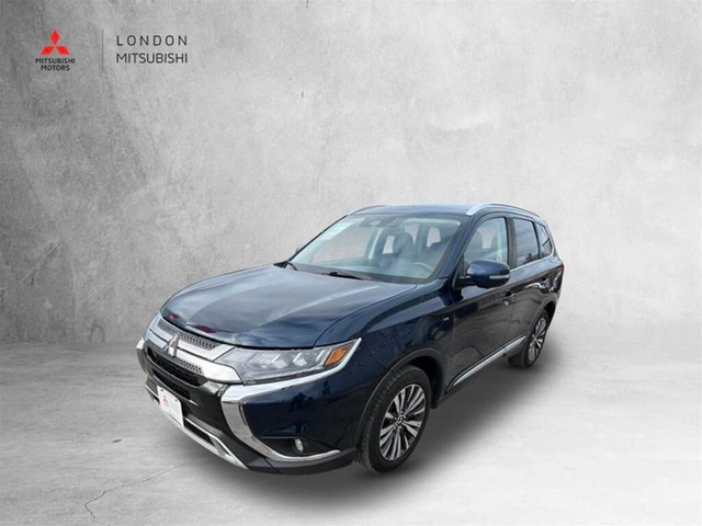  2020 Mitsubishi Outlander GT S-AWC in Cars & Trucks in London - Image 3