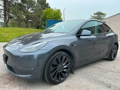 WAS: $47485 NOW: $44917 plus taxes and licensing feesElectrifying Performance & Immaculate Condition...