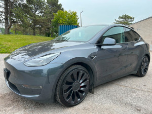 2023 Tesla Model Y Performance