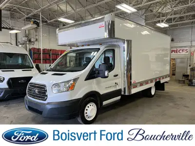 FORD TRANSIT 350 CUBE 14 PIEDS 2017 AVEC DECKCAMION EN PARFAITE CONDITION ET VIENT AVEC UNE GARANTIE...
