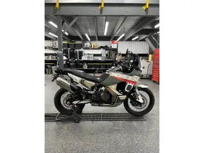 2024 Husqvarna NORDEN MOTO IMPECCAPLE poignee chauffante INCLUSE Les photos peuvent être à titre ind...