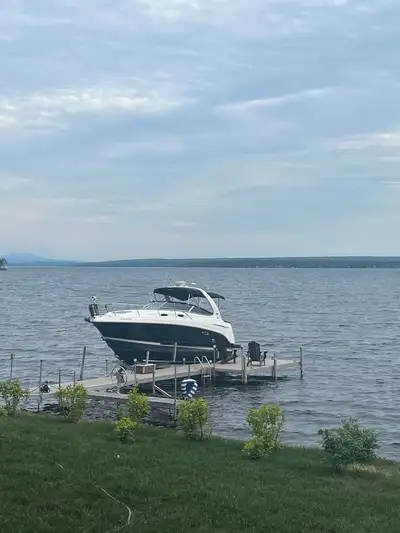 Bienvenue chez Binette Marine ! Le choix parfait pour votre prochaine aventure nautique ! Vous rêvez...