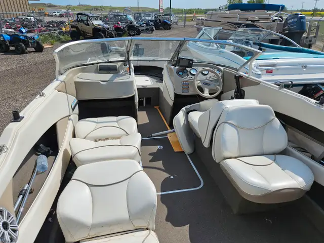 1999 Bayliner Capri 1954 in Powerboats & Motorboats in Regina - Image 7