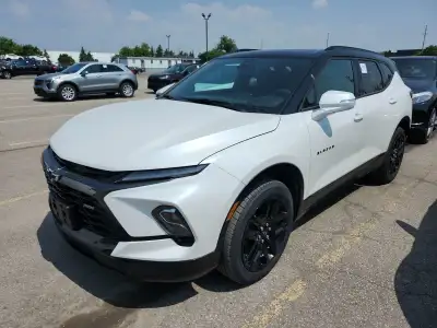 Engine: V6 Cylinder Engine 3.6L L/100Km City: 12.6 L/100Km Hwy: 9.2 Safety Equipment Front Pedestria...