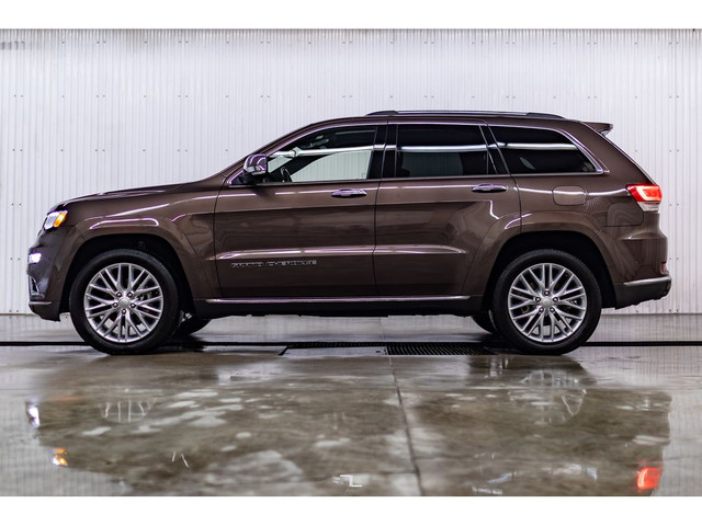 2018 Jeep Grand Cherokee 4x4 Summit Leather Roof Nav BCam TV's in Cars & Trucks in Grande Prairie - Image 3