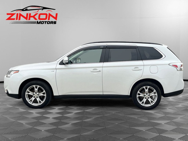 2014 Mitsubishi Outlander GT | AWC | V6 | LEATHER | 7PASS | SUNR in Cars & Trucks in Oshawa / Durham Region - Image 2