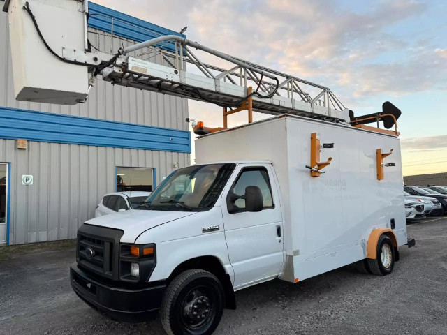 2010 FORD Econoline E450 NACELLE dans Autos et camions  à Laval/Rive Nord - Image 4