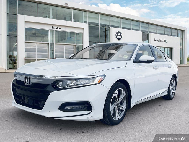 2019 Honda Accord Sedan EX-L in Cars & Trucks in Medicine Hat - Image 2