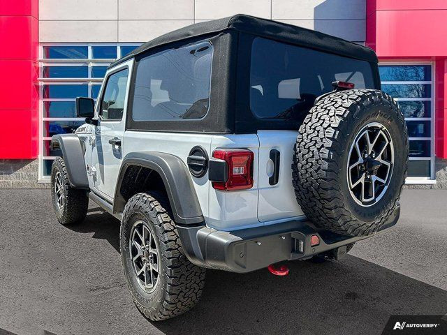 2024 Jeep Wrangler Rubicon | Navigation | Apple CarPlay in Cars & Trucks in Guelph - Image 2