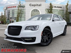 2022 Chrysler 300 300S | AWD | Dual-Pane Panoramic Sunroof |