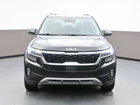 Beautiful and Showroom Condition 2023 Kia Seltos EX Premium AWD with Apple Carplay/Andriod Auto, Lea... (image 1)