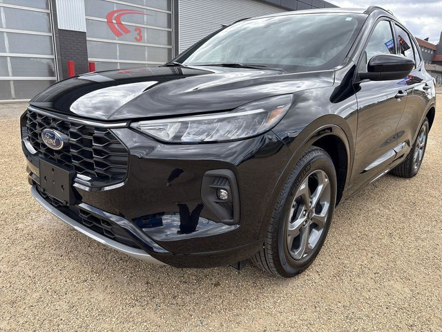 2023 Ford Escape ST-Line Select in Cars & Trucks in Edmonton - Image 2