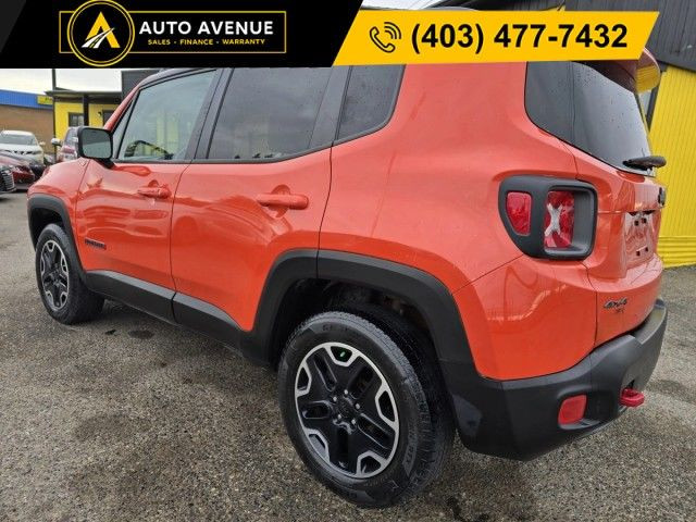 2016 Jeep Renegade Trailhawk - 4WD & PANORAMIC SUNROOF in Cars & Trucks in Calgary - Image 3