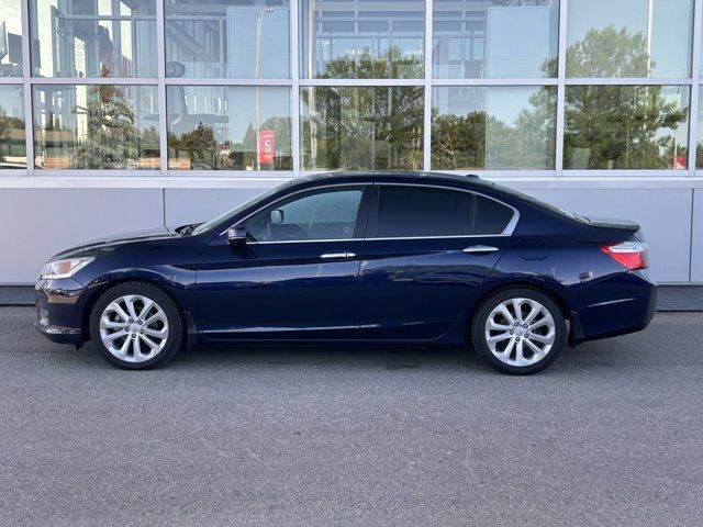 2015 Honda Accord Sedan Touring in Cars & Trucks in Calgary - Image 3