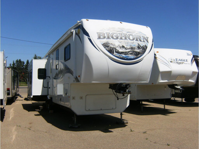  2010 Heartland Bighorn 3670RL in Travel Trailers & Campers in St. Albert