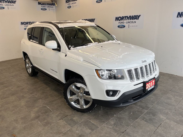 2017 Jeep Compass HIGH ALTITUDE | 4X4 | LEATHER | SUNROOF | NAVI in Cars & Trucks in Brantford - Image 4
