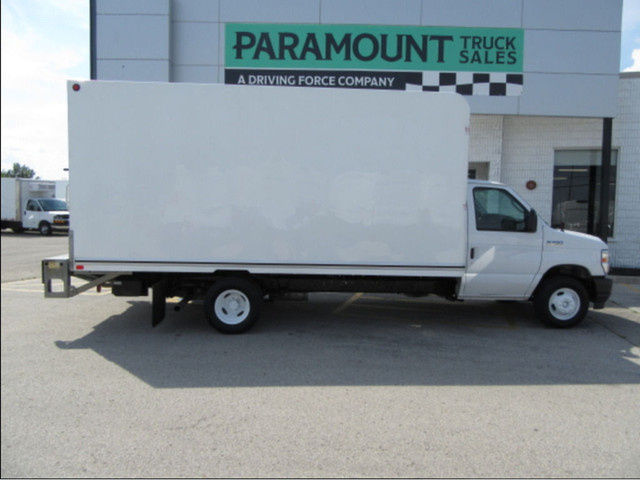 2023 Ford E-Series GAS 16FT HIGH BOX CUBE & POWER LIFTGATE in Cars & Trucks in Oakville / Halton Region - Image 2