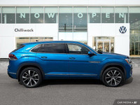 This Volkswagen Atlas Cross Sport delivers a Intercooled Turbo Premium Unleaded I-4 2.0 L/121 engine... (image 5)