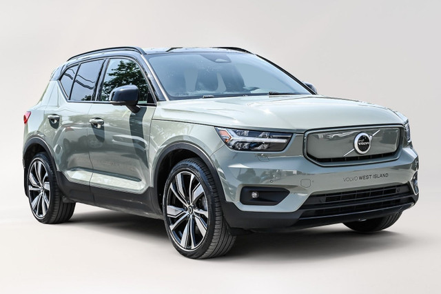 2021 Volvo XC40 in Cars & Trucks in City of Montréal - Image 3