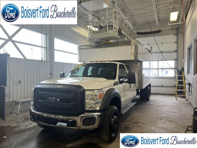 2012 Ford F-550 Cab Crew 2RM empat 176po cab à essieu 60po XL Fo in Cars & Trucks in Longueuil / South Shore