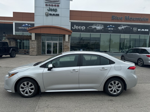 2022 Toyota Corolla L in Cars & Trucks in Barrie - Image 2