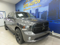 RAM 1500 CLASSIC 2022 EXPRESS NIGHT EDITION V8 5.7 LITRES HEMI 4X4 CREW-CAB BOITE 5.7 PIEDS TOUT ÉQU... (image 2)