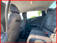 2018 CHEVROLET MALIBU CARPROOF VERIFIED! 160,191 KM AUTOMATIC TRANSMISSION GREY EXTERIOR ON BLACK CL... (image 6)