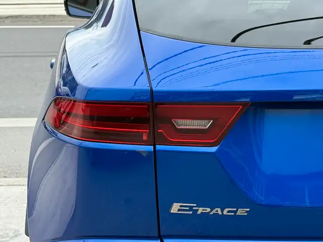 2018 Jaguar E-PACE S P250 | PREMIUM | LOADED | in Cars & Trucks in City of Toronto - Image 12