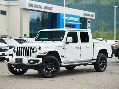 2022 Jeep Gladiator High Altitude Luxury Meets Off-Road Capability REFINED POWER & PERFORMANCE 3.6L...