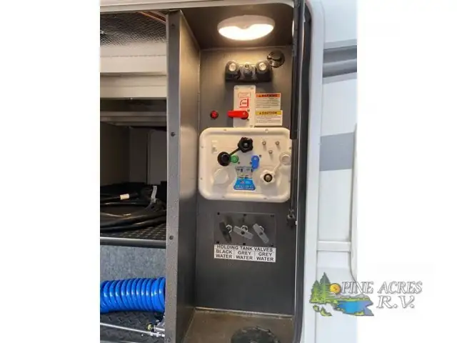2021 Jayco Eagle 321RSTS in Travel Trailers & Campers in Truro - Image 56