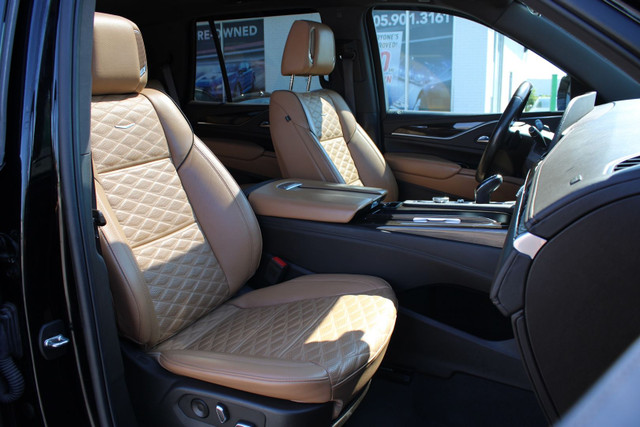 2022 Cadillac Escalade in Cars & Trucks in Oakville / Halton Region - Image 3