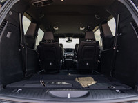 ENGINE: 3.6L PENTASTAR VVT V6 W/ESS (STD),ENGINE BLOCK HEATER,DIAMOND BLACK CRYSTAL PEARL,BLACK SEAT... (image 8)