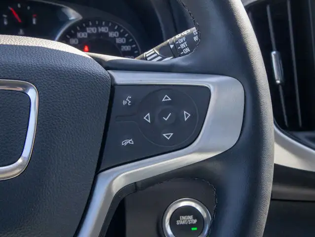 2024 GMC Terrain SLT - Lane Keeping Assist in Cars & Trucks in Belleville - Image 22