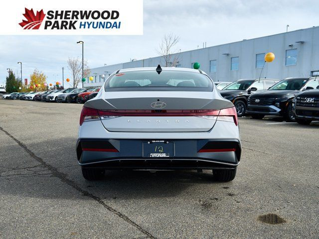 2025 Hyundai Elantra Luxury | Adaptive Cruise | Forward in Cars & Trucks in Edmonton - Image 4