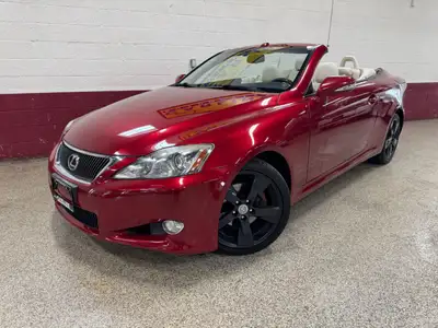EQUIPPED WITH: BACKUP CAMERA - BLUETOOTH - NAVIGATION - DUAL POWER SEATS - KEYLESS START - POWER TEL...