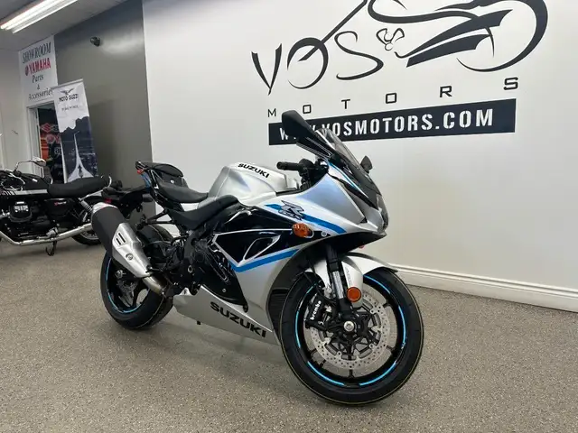 2025 Suzuki GSX-R1000AM5 GSXR - V6447NP - -No Payments for 1 Yea in Sport Bikes in Markham / York Region - Image 3