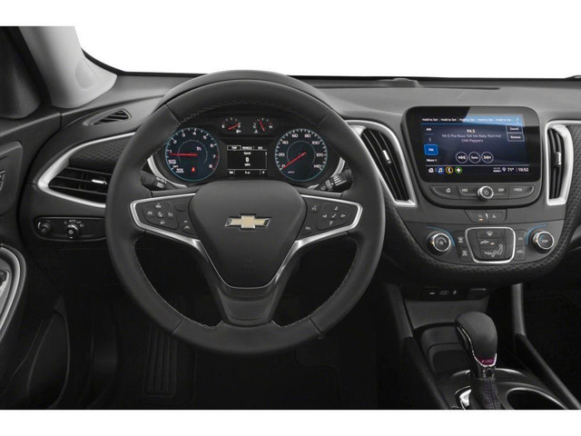 2023 Chevrolet Malibu RS in Cars & Trucks in City of Toronto - Image 4