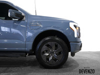 PDSF 97,625$, 2023 Ford F-150 4WD Lightning Lariat 100% Electric, Azure Grey Metallic Tri-Coat on Gr... (image 4)