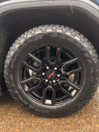 Engine: 8 Cylinder Engine 5.3L L/100Km City: 15.3 L/100Km Hwy: 11.2 Safety Equipment Airbags, Dual-s... (image 5)