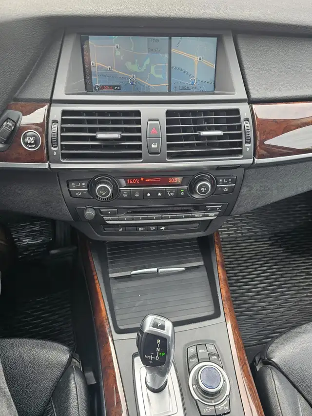 2011 BMW X5 xDrive50i All Wheel Drive, No Accidents - 1 Owner! in Cars & Trucks in Calgary - Image 19