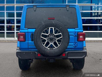 This Jeep Wrangler has a dependable Regular Unleaded V-6 3.6 L/220 engine powering this Automatic tr... (image 5)