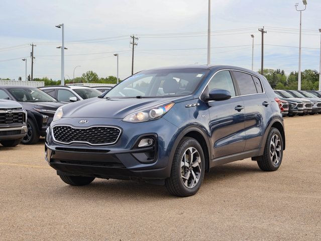 2021 Kia Sportage LX AWD 2.4L in Cars & Trucks in Edmonton - Image 4